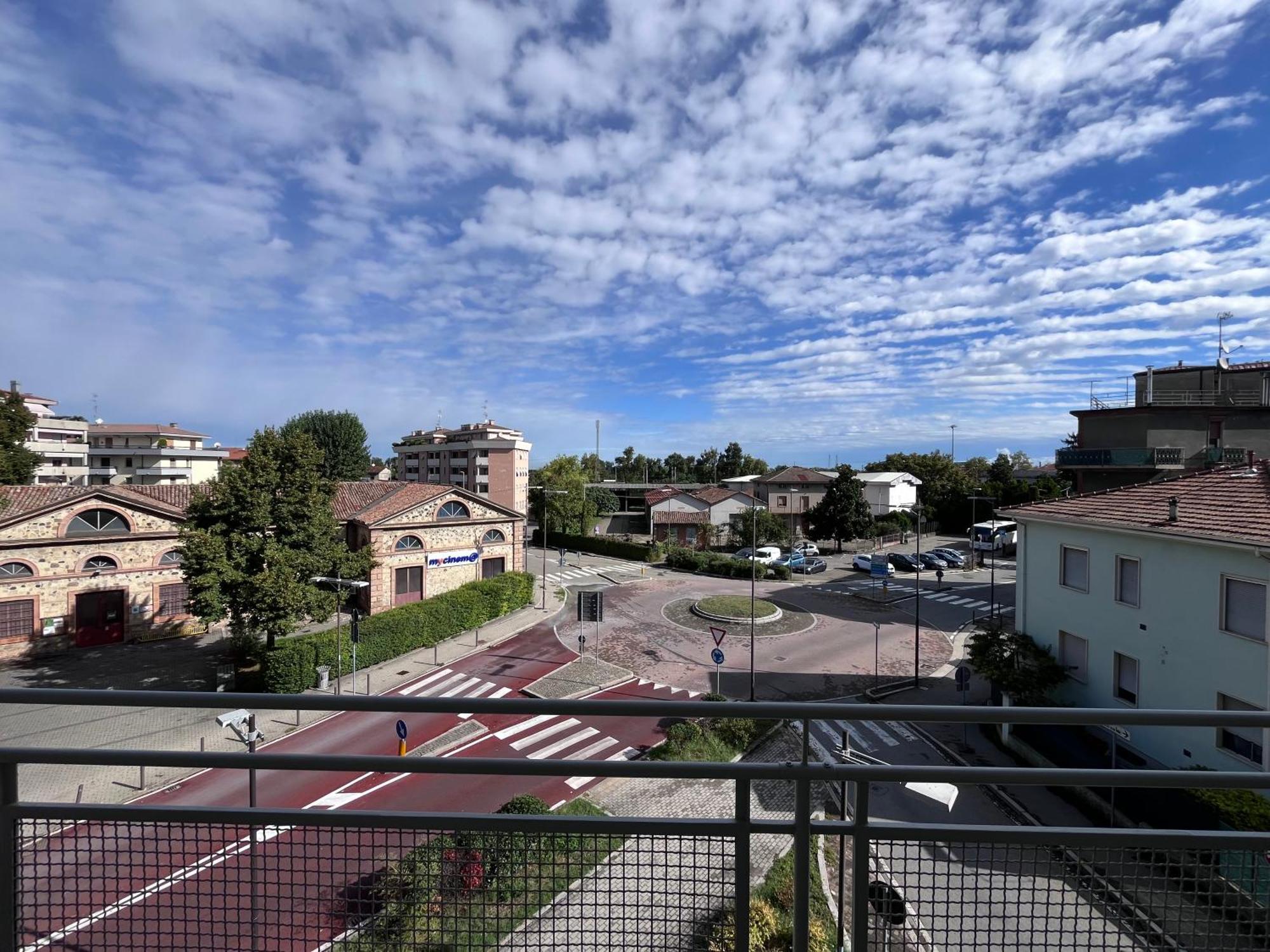 Dealuna Motel Фиденца Экстерьер фото